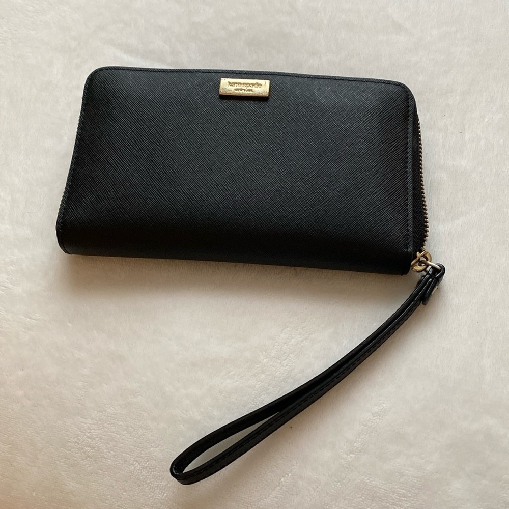 Kate Spade wristlet